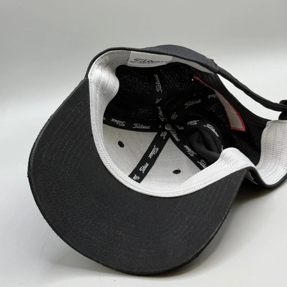 Titleist Golf Hat Mens Black Adjustable Strapback Pro V1 FJ Performance Cap